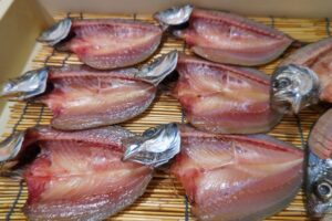 鯵干物