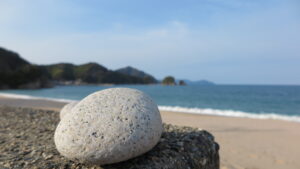 海と島