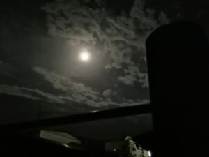 満月